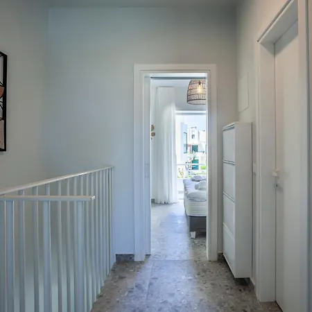 Вилла Serenity Seafront Garden