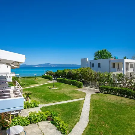 Serenity Seafront Garden *