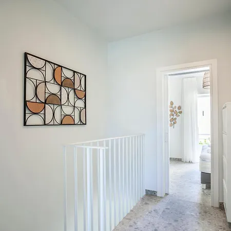 Вилла Serenity Seafront Garden *