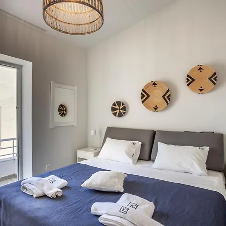 Serenity Seafront Garden Вилла *