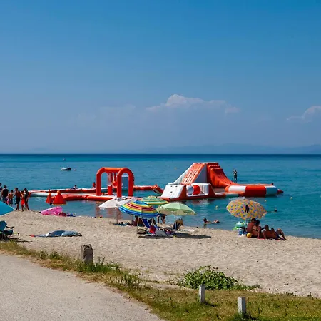 Serenity Seafront Garden Пефкохори