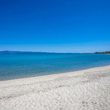Serenity Seafront Garden * Пефкохори