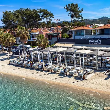 Serenity Seafront Garden Вилла Пефкохори