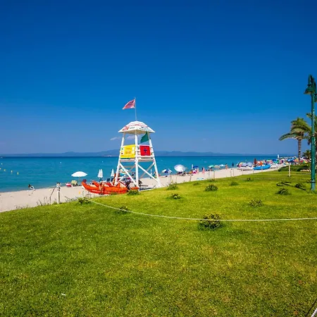 Serenity Seafront Garden Вилла Пефкохори