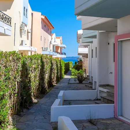 Serenity Seafront Garden * Пефкохори