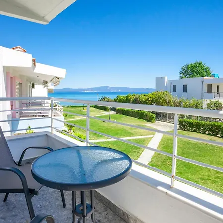 Serenity Seafront Garden *