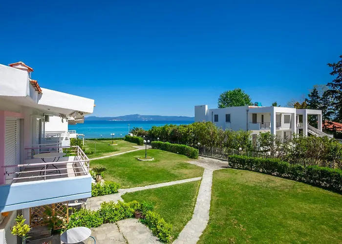 Serenity Seafront Garden *