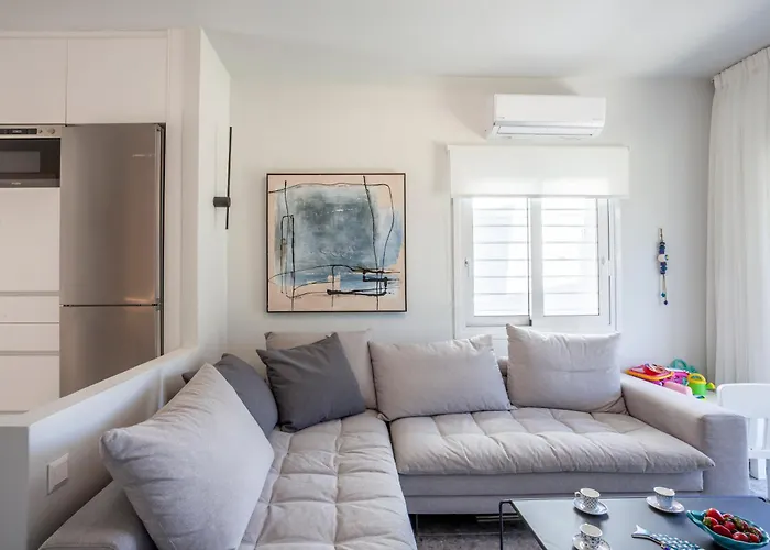 Serenity Seafront Garden Pefkochori