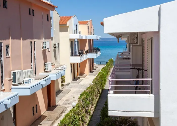 Villa Serenity Seafront Garden