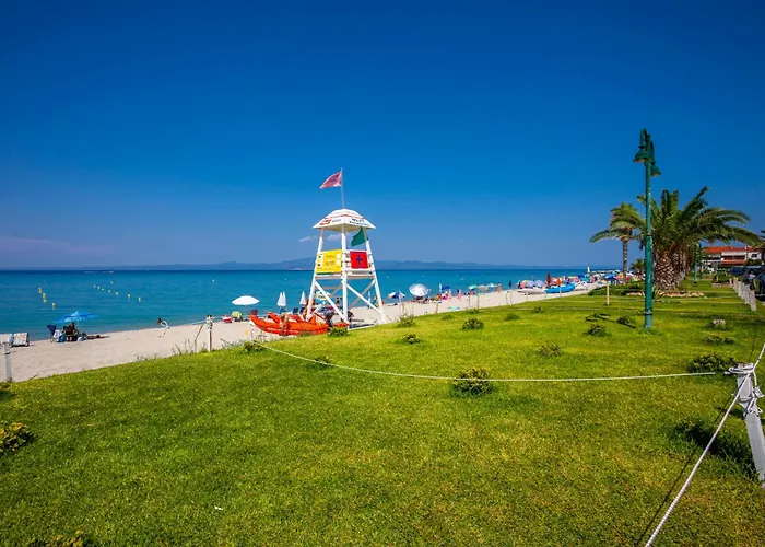 Serenity Seafront Garden Villa Pefkochori