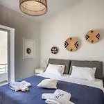 Serenity Seafront Garden וילה *