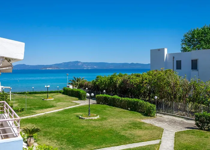Serenity Seafront Garden * Pefkochori